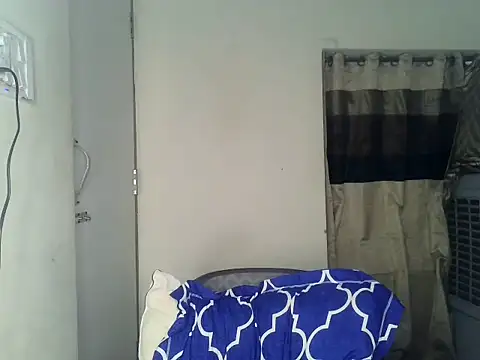 Snapshot of ishi_Beauty chatting on 07/30/26, 04:33 ishi Beauty online show from 07/30/26, 04:33