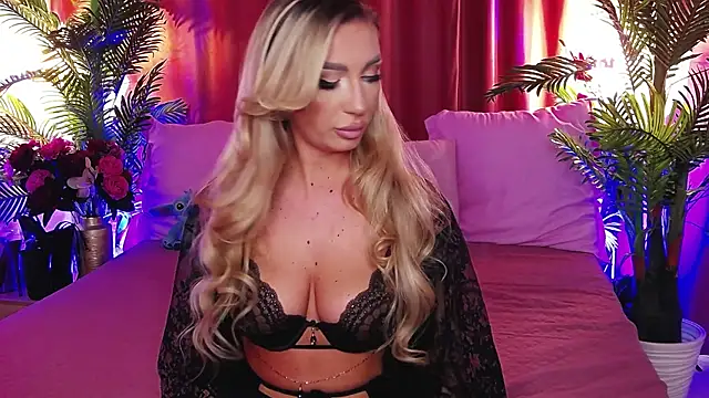 FelyJolie online show from 04/21/26, 03:28