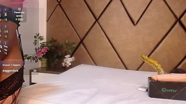 LunitaDiva online show from 02/06/25, 03:20