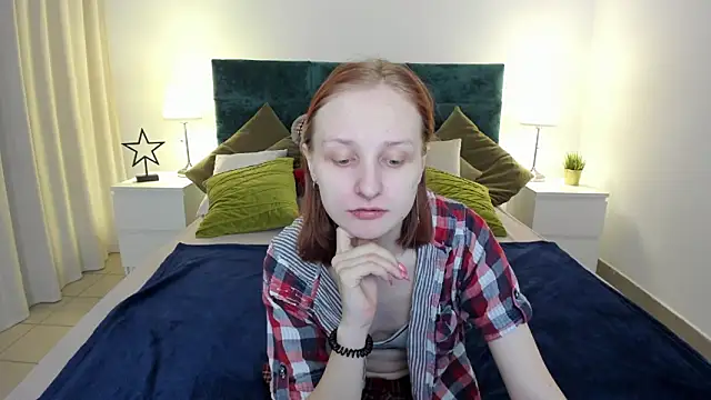 Snapshot of SallyFishery chatting on 01/11/25, 01:27 SallyFishery online show from 01/11/25, 01:27