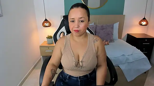 linda rios  online show from 02/19/25, 07:05