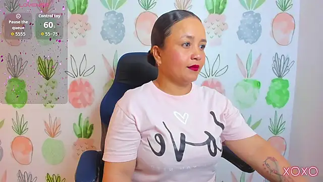 linda rios  online show from 10/21/25, 07:14