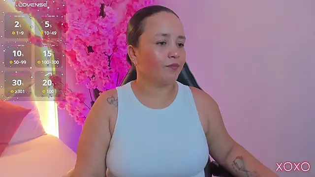 Snapshot of linda_rios_ chatting on 07/20/26, 08:22 linda rios online show from 07/20/26, 08:22