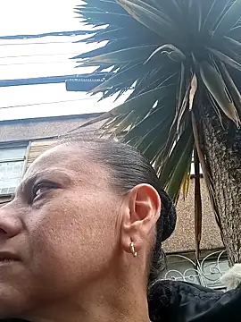 sasi luna online show from 11/28/25, 01:58