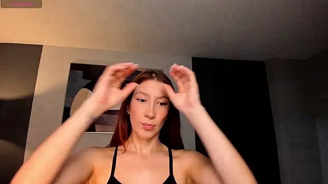 Snapshot of MiaFarrell_ chatting on 02/15/25, 11:17 MiaFarrell online show from 02/15/25, 11:17