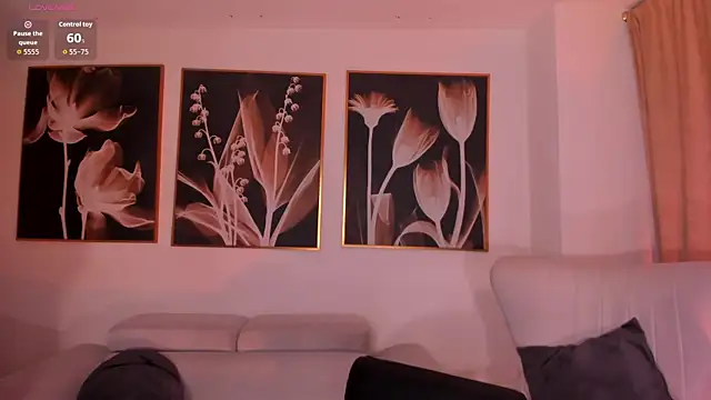 MiaFarrell  online show from 02/12/26, 06:25