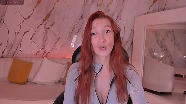MiaFarrell  online show from 06/10/26, 05:23