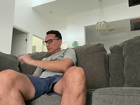 alex ruiz85 online show from 09/10/25, 07:03