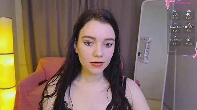 Lana  Cute  online show from 03/08/25, 11:28