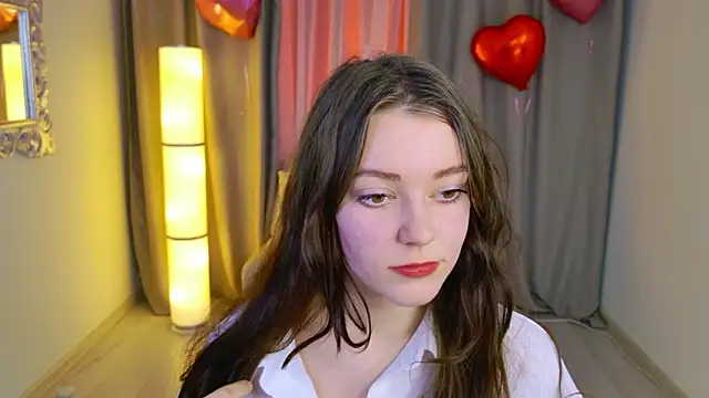 Lana  Cute  online show from 02/19/26, 01:51