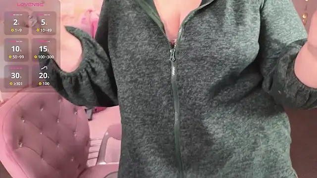 Snapshot of Penelope_Pinky chatting on 01/16/26, 11:47 Penelope Pinky online show from 01/16/26, 11:47