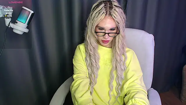 Cassie Bae online show from 01/14/25, 07:53