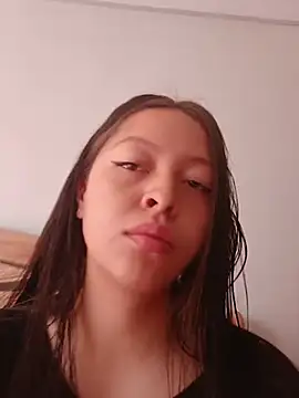 Snapshot of Selene_Amari chatting on 07/20/26, 05:48 Selene Amari online show from 07/20/26, 05:48