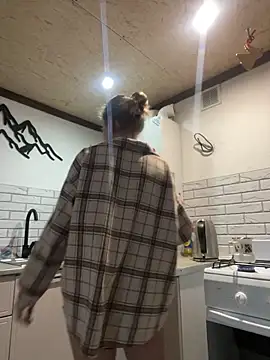 mi michelle online show from 02/04/25, 06:25