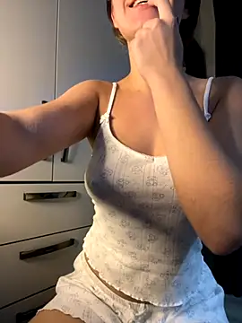 mi michelle online show from 11/20/25, 03:34