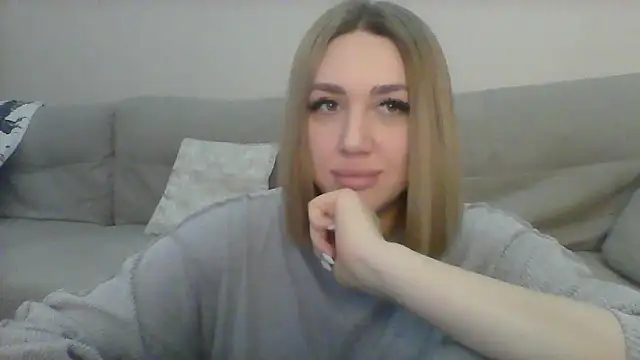 Snapshot of VickyLove047 chatting on 01/08/25, 05:37 VickyLove047 online show from 01/08/25, 05:37