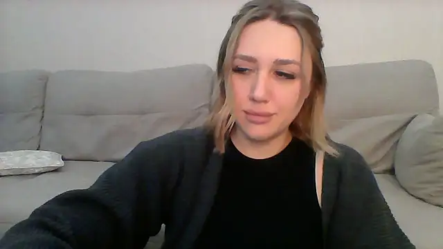 Snapshot of VickyLove047 chatting on 01/09/25, 05:43 VickyLove047 online show from 01/09/25, 05:43