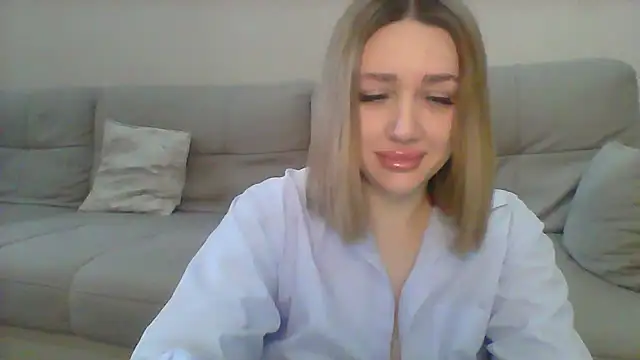 Snapshot of VickyLove047 chatting on 02/06/25, 11:21 VickyLove047 online show from 02/06/25, 11:21