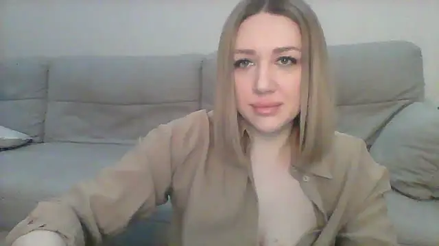 Snapshot of VickyLove047 chatting on 02/07/25, 05:41 VickyLove047 online show from 02/07/25, 05:41