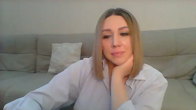 Snapshot of VickyLove047 chatting on 02/09/25, 06:43 VickyLove047 online show from 02/09/25, 06:43