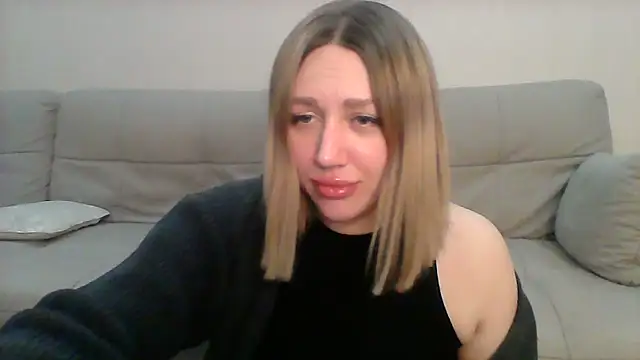 Snapshot of VickyLove047 chatting on 02/21/25, 06:37 VickyLove047 online show from 02/21/25, 06:37