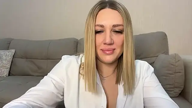 Snapshot of VickyLove047 chatting on 09/26/25, 06:28 VickyLove047 online show from 09/26/25, 06:28