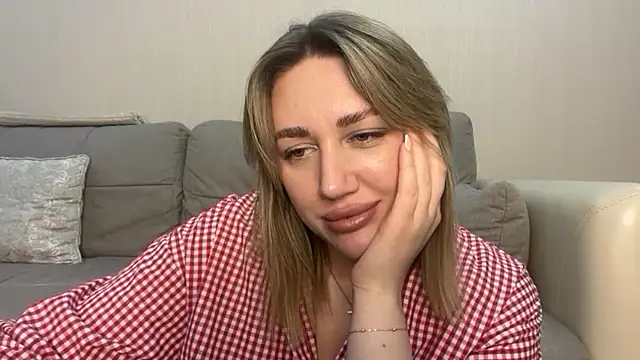 VickyLove047 online show from 11/15/25, 06:15