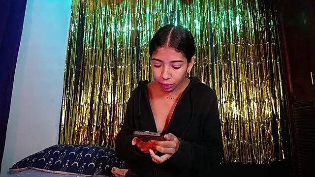 Snapshot of anais_tgn chatting on 01/05/25, 06:13 anais tgn online show from 01/05/25, 06:13