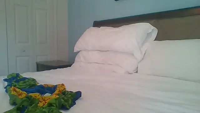 tendertormentt online show from 12/17/24, 08:21