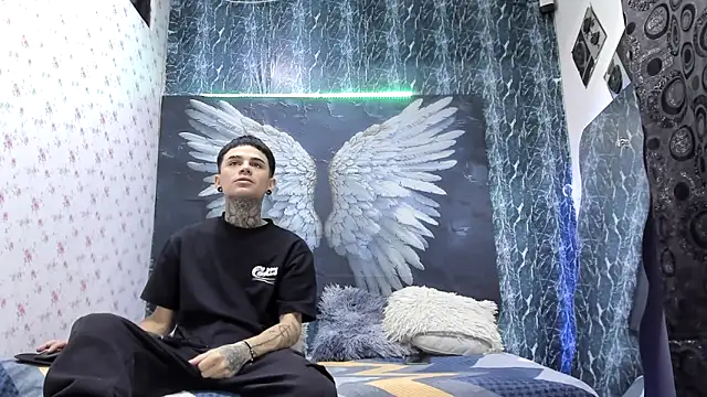 exotic hot couple online show from 03/29/26, 12:32