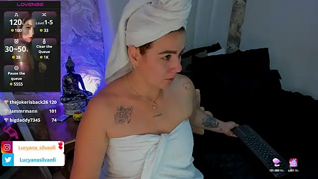 LucyanaSilva online show from 03/22/25, 10:49