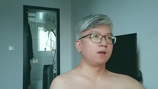 leoUSIR online show from 09/17/25, 08:49