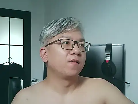 leoUSIR online show from 09/22/25, 06:26