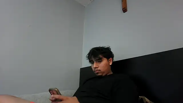 Snapshot of meximaloo1 chatting on 10/16/25, 05:14 meximaloo1 online show from 10/16/25, 05:14