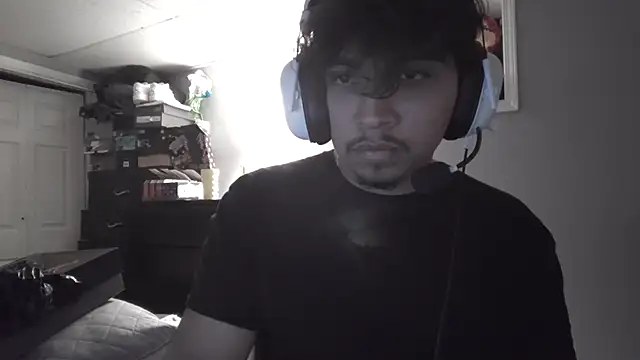 Snapshot of meximaloo1 chatting on 10/20/25, 11:38 meximaloo1 online show from 10/20/25, 11:38