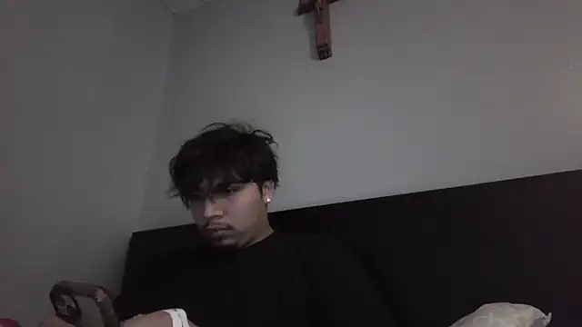 Snapshot of meximaloo1 chatting on 11/06/25, 04:30 meximaloo1 online show from 11/06/25, 04:30