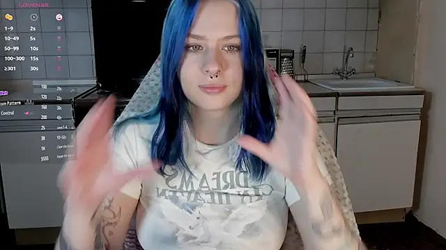 tender kiitty online show from 09/14/25, 02:49