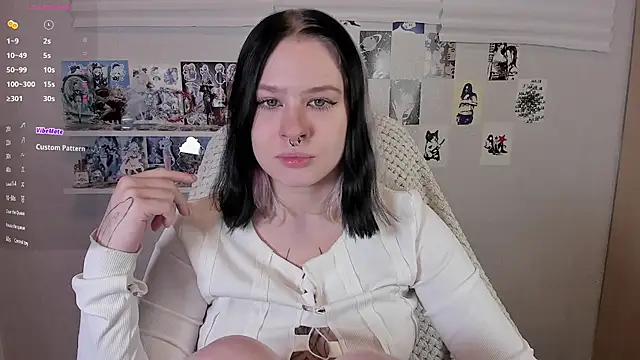 tender kiitty online show from 11/18/25, 03:49