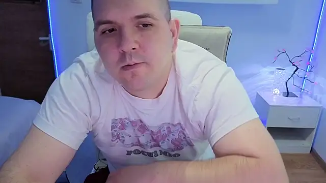 Snapshot of JasonJacks chatting on 06/13/26, 03:04 JasonJacks online show from 06/13/26, 03:04