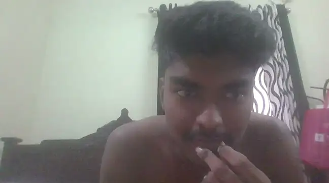 Snapshot of funcracker chatting on 01/19/25, 06:31 funcracker online show from 01/19/25, 06:31