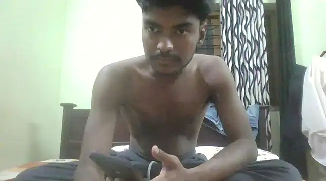 Snapshot of funcracker chatting on 01/29/25, 01:28 funcracker online show from 01/29/25, 01:28