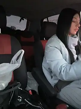 JulliaVegas online show from 02/04/25, 01:56