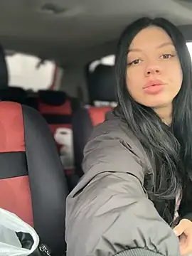 JulliaVegas online show from 03/21/25, 02:28