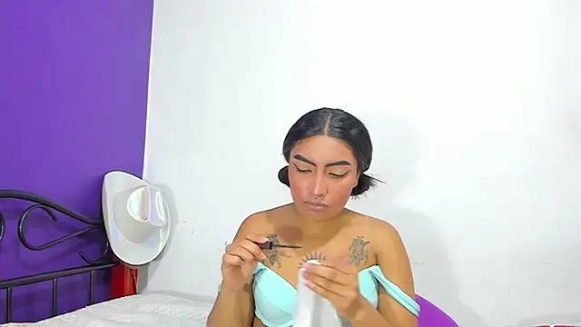 Natymontiell  online show from 12/18/24, 04:06