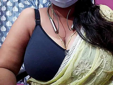 Snapshot of Tamilsathya2024 chatting on 03/11/25, 06:08 Tamilsathya2024 online show from 03/11/25, 06:08