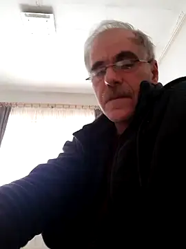 Snapshot of farock chatting on 12/22/24, 08:49 farock online show from 12/22/24, 08:49