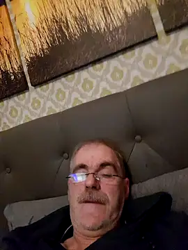 Snapshot of farock chatting on 01/01/25, 02:31 farock online show from 01/01/25, 02:31