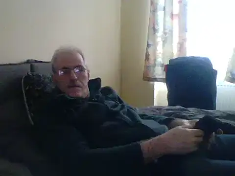 Snapshot of farock chatting on 01/10/25, 02:23 farock online show from 01/10/25, 02:23