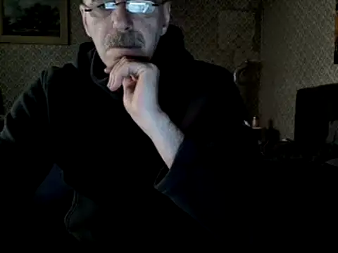 Snapshot of farock chatting on 03/16/25, 12:11 farock online show from 03/16/25, 12:11