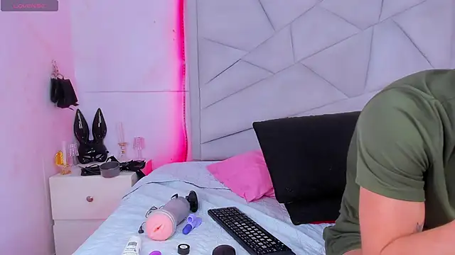 JACK BLOSSOM  online show from 12/30/24, 07:32